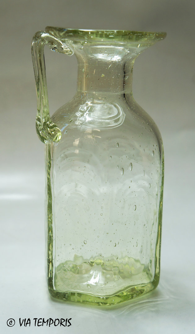 GALLO-ROMAN GLASSWARE - LITTLE HEXAGONAL BOTTLE WITH ONE HANDLE