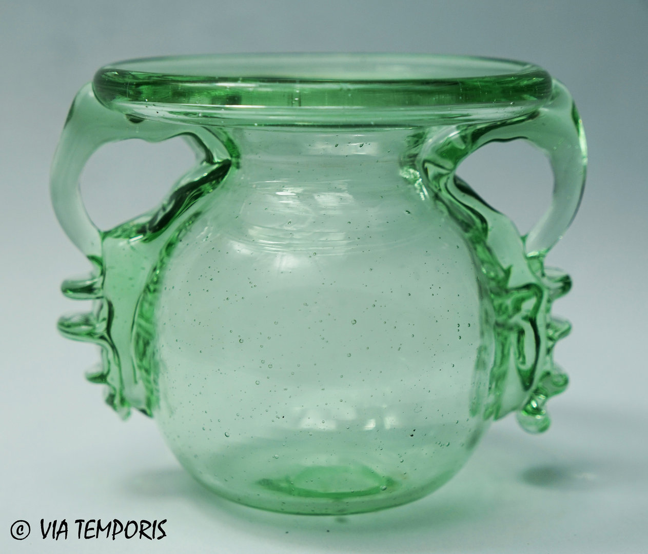 GALLO-ROMAN GLASSWARE - ARYBALLOS WITH WIDE EDGE (green)