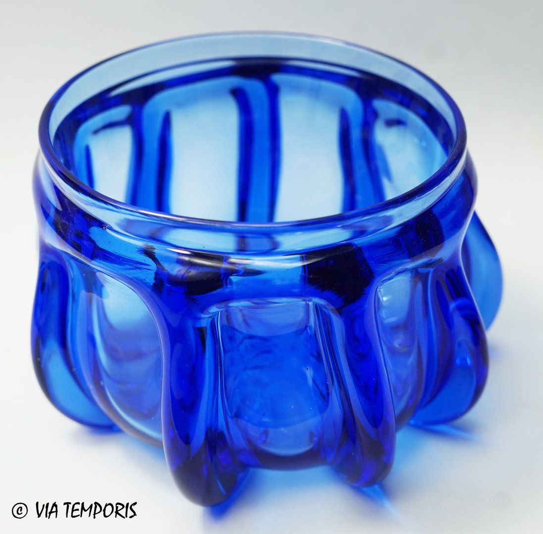 GALLO-ROMAN GLASSWARE - RIBBED CUP (royal blue)