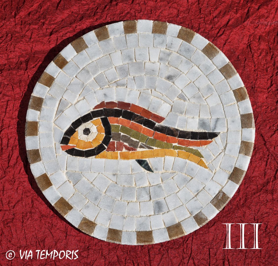 ROMAN MOSAIC - SMALL MEDALLION WITH A FISH