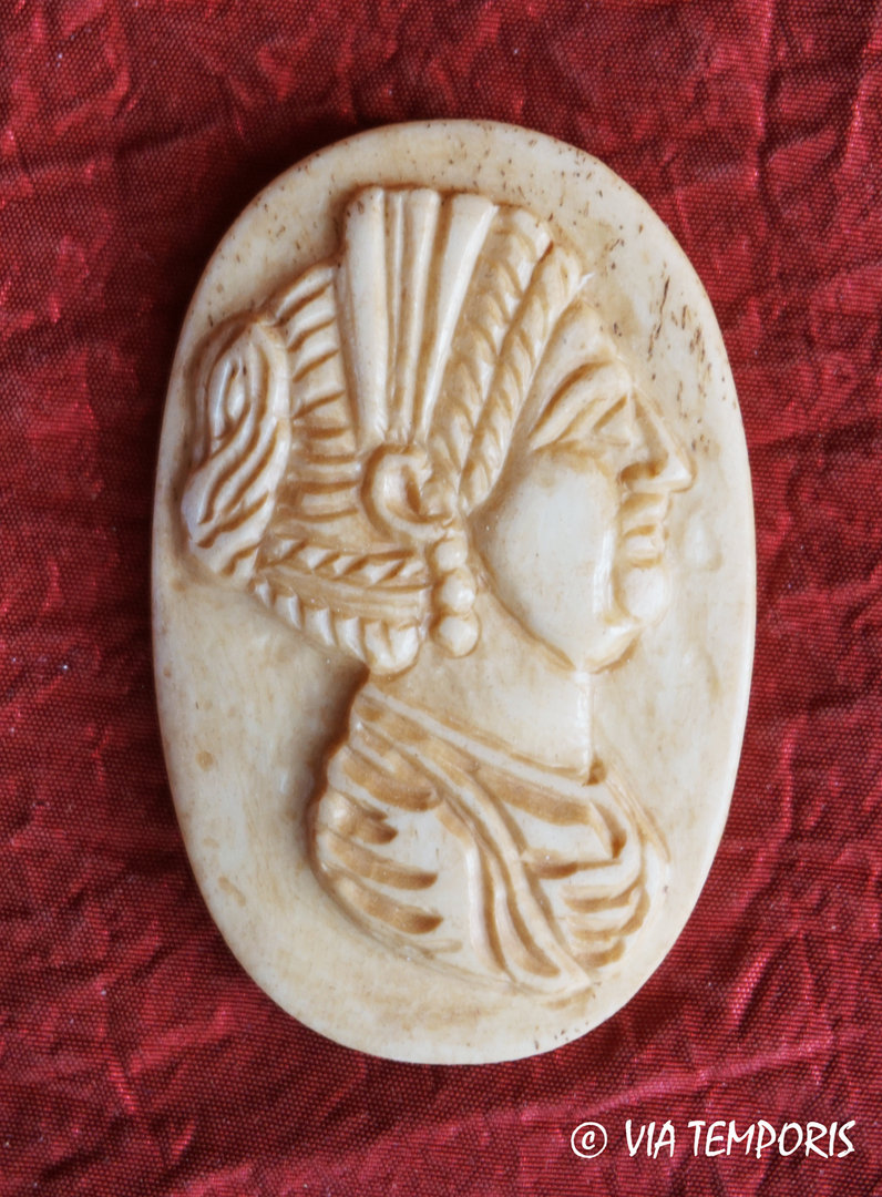 ROMAN BONE APPLIQUE - BUST OF JULIA, DAUGHTER OF TITUS