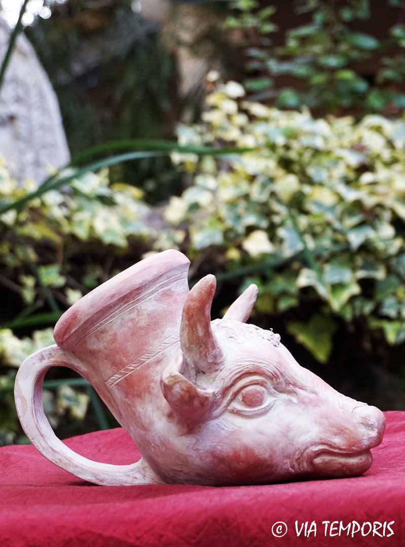 ANTIQUE POTTERY - RHYTON WITH BULL HEAD