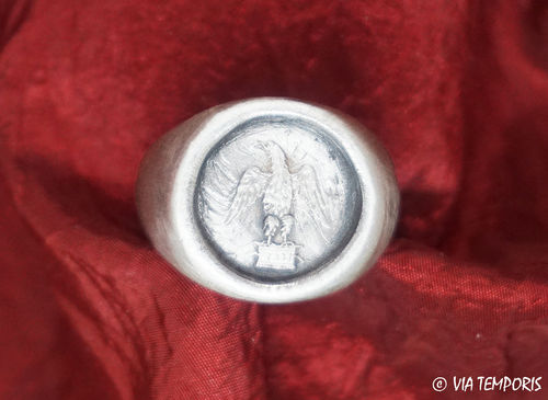 ANCIENT JEWERLY - ROMAN SILVER RING WITH IMPERIAL EAGLE - MOD.1