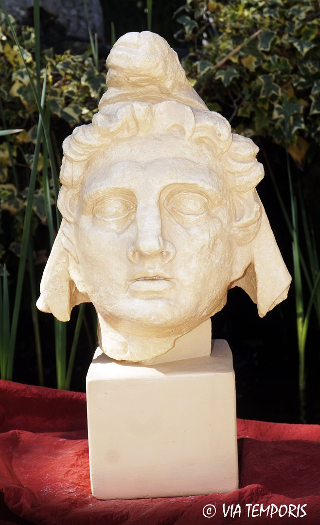 GALLO-ROMAN SCULPTURE - HEAD OF GOD MITHRA OF ARLES MUSEUM