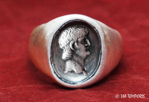 ANCIENT JEWERLY - ROMAN SILVER RING WITH HEAD OF NERO - MOD. 2