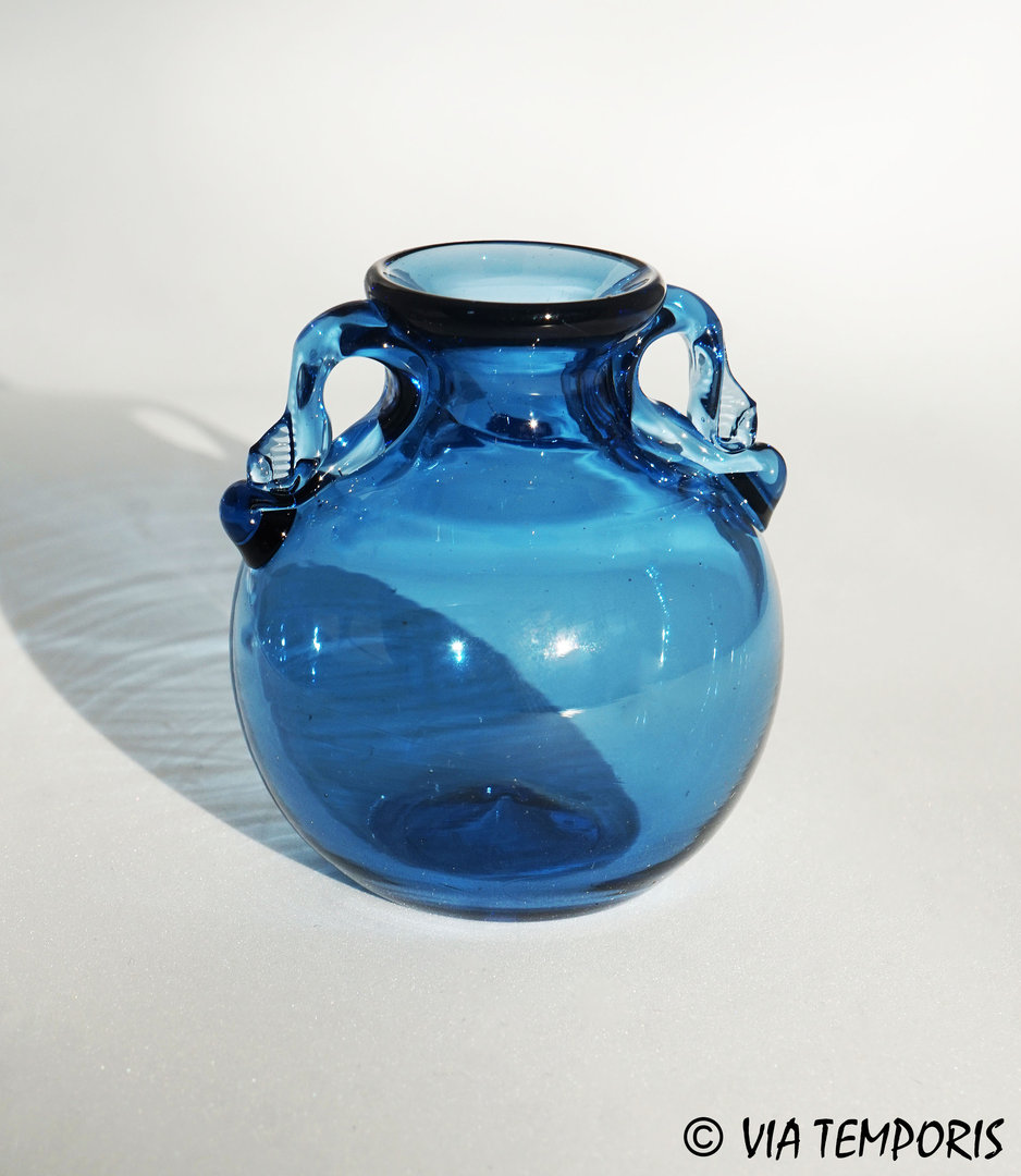 GALLO-ROMAN GLASSWARE - SMALL ARYBALLOS OF BLUE COLOR