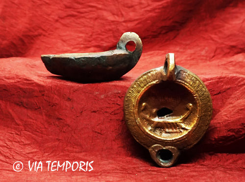 BRONZE ROMAN OIL LAMP WITH A ROMAN GALLEY
