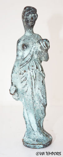 GALLO-ROMAN BRONZE - STATUETTE OF SLAVE SERVING WATER WITH GREEN PATINA